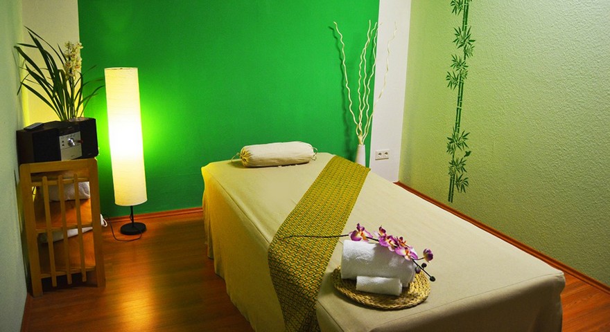 مرکز ماساژ سبز